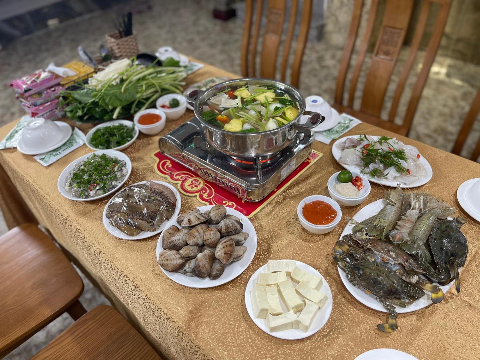Phuong Dong Hotel Dong Khe Sau Eksteriør bilde